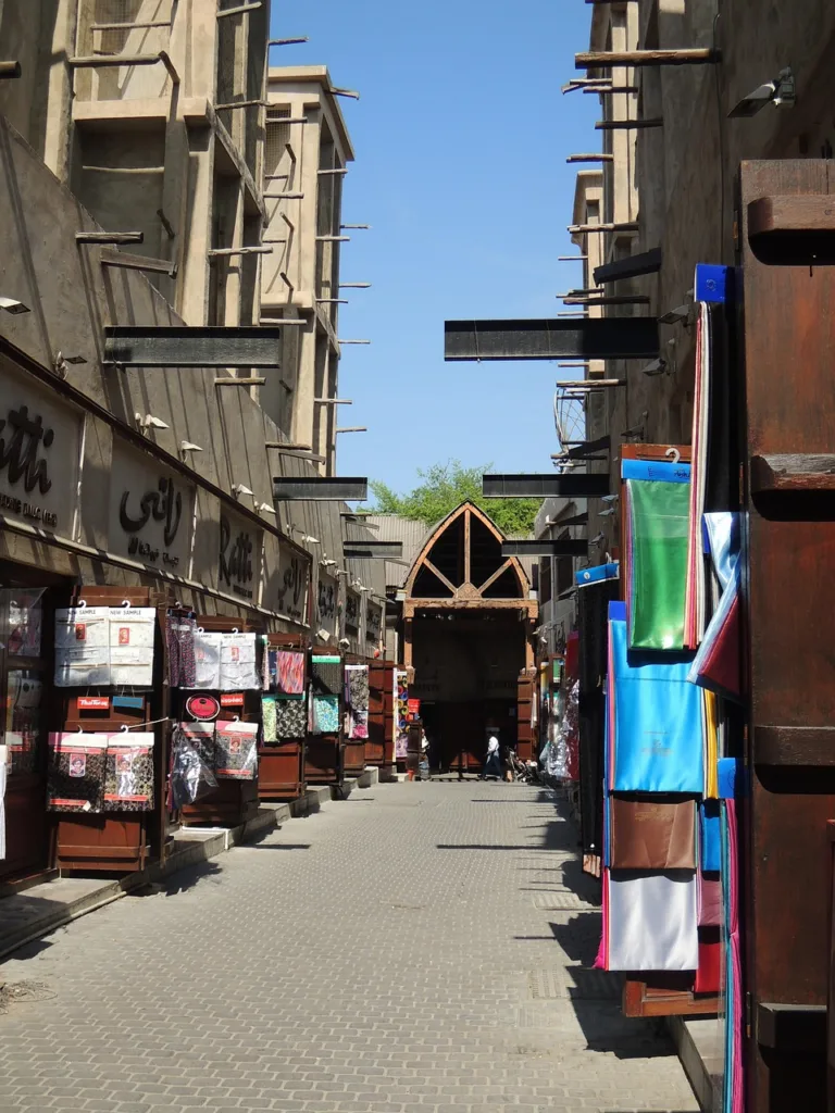 Рынок тканей в Бур Дубае — Textile Souk